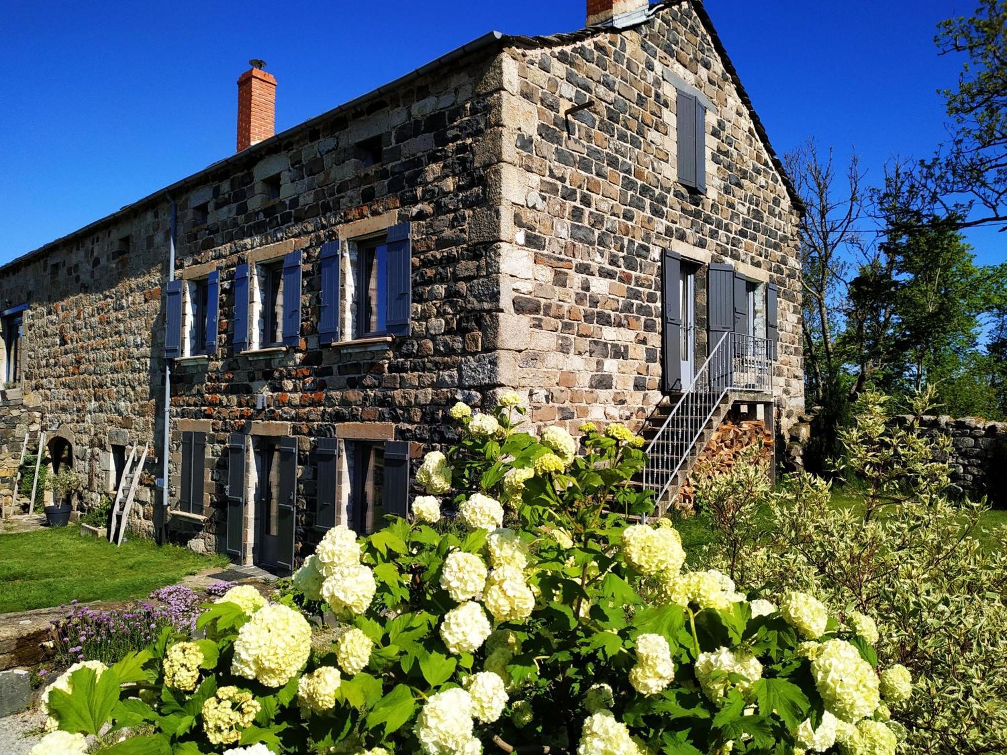 La Ferme De Madelonnet Bed & Breakfast Saint-Jeures Bagian luar foto